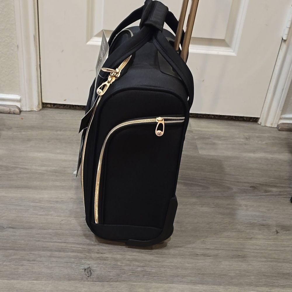 London Fog 14" Vertical Underseat Bag- Black - Picture 4 of 11